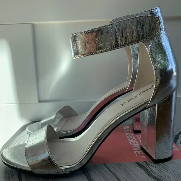 š„ Jeffrey Campbell Shiny Silver Block Heels - Picture 5 of 10